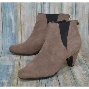 Sam Edelman Morillo Size 11 Gored Tan Suede Booties Chelsea Ankle Boots New
